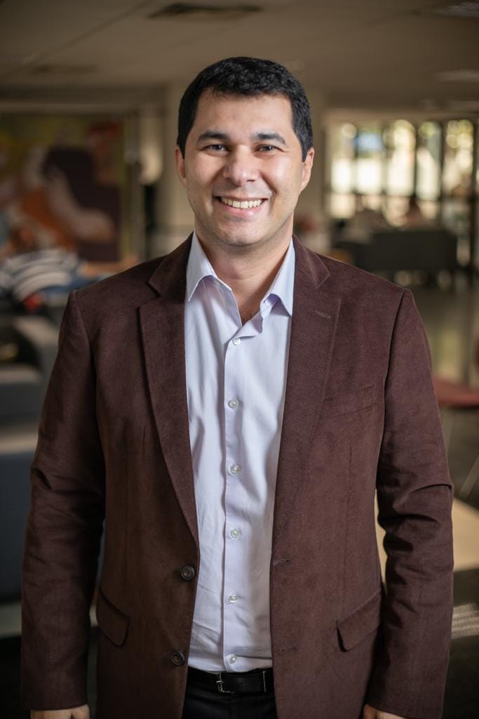 Dr. Petrus Raulino, médico psiquiatra