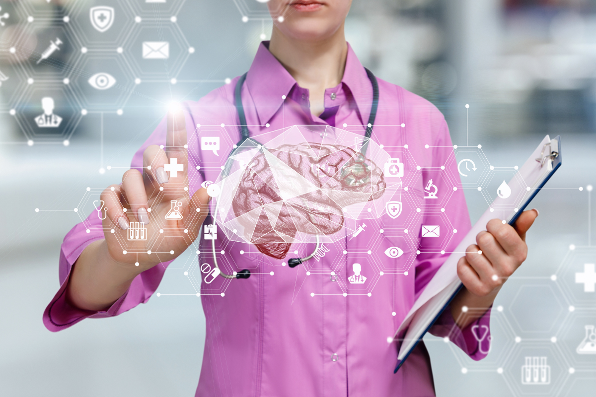 médico especialista em saúde mental  analisando exame